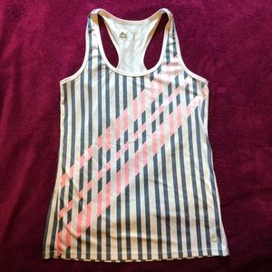 Reebok sport t shirt